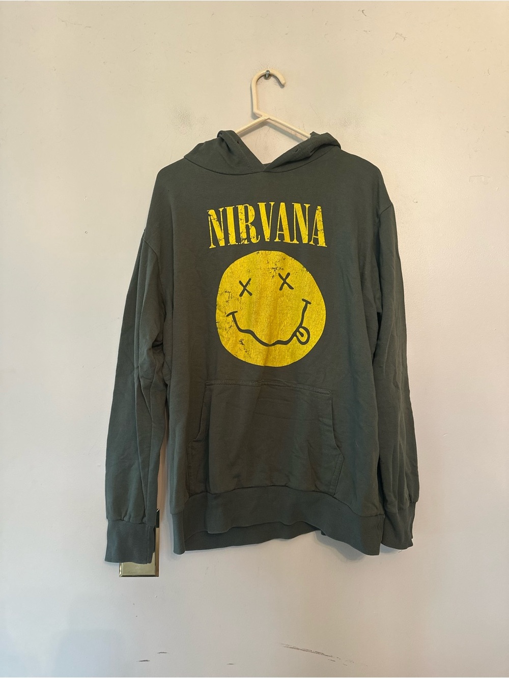 Men’s NIRVANA smiley face graphic hoodie large
